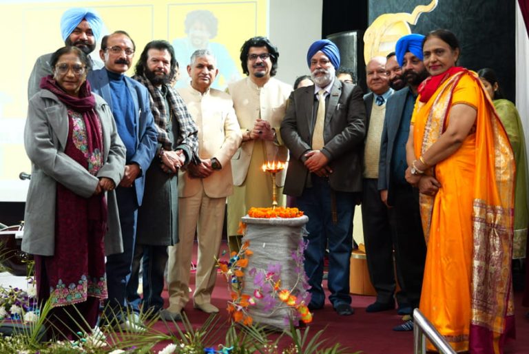Guru Kashi University ਵੱਲੋਂ ਤੰਤੀ ਸਾਜ਼ ਰਬਾਬ ਦੀ ਮੁੜ ਸੁਰਜੀਤੀ ਲਈ ਅੰਤਰ-ਰਾਸ਼ਟਰੀ ਰਬਾਬ ਉਤਸਵ ਆਯੋਜਿਤ