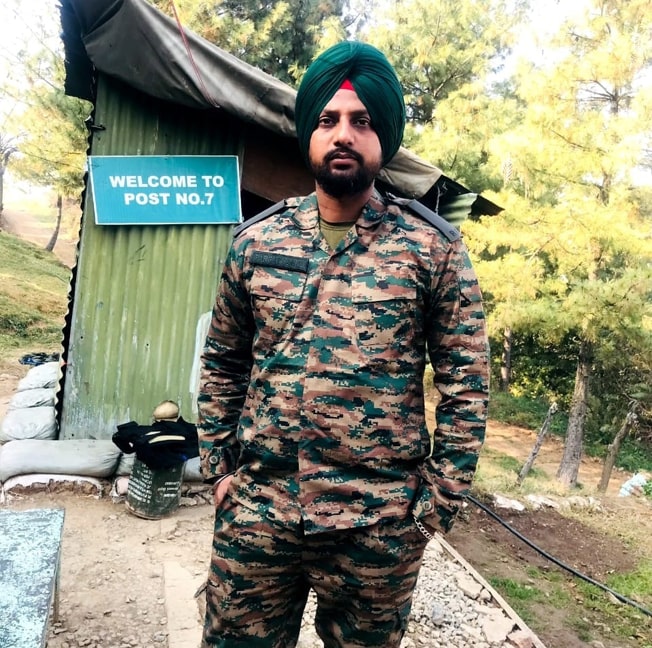 ਪੰਜਾਬ ਦਾ ਨਾਇਬ ਸੂਬੇਦਾਰ ਕਸ਼ਮੀਰ ‘ਚ ਹੋਇਆ ਸ਼ਹੀਦ, CM ਨੇ ਪ੍ਰਗਟਾਇਆ ਦੁੱਖ