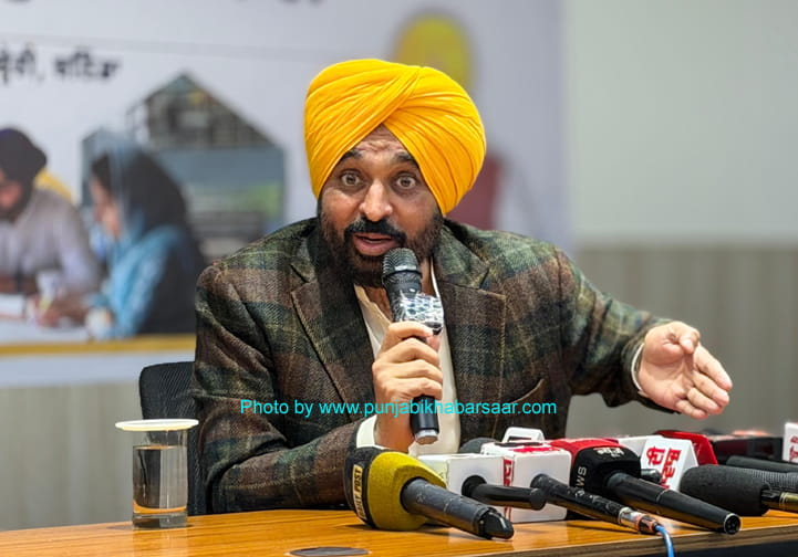 ਭਾਜਪਾ ਦੀ ਅਗਵਾਈ ਵਾਲੀ ਕੇਂਦਰ ਸਰਕਾਰ ਦੀ ਨਖਿੱਧ ਵਿਦੇਸ਼ ਨੀਤੀ ਨੇ ਦੇਸ਼ ਨੂੰ ਤੇਲ ਤੇ ਗੈਸ ਸੰਕਟ ਵਿੱਚ ਧੱਕਿਆ-ਮੁੱਖ ਮੰਤਰੀ ਭਗਵੰਤ ਸਿੰਘ ਮਾਨ