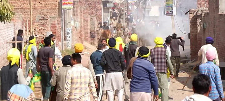 Bathinda ‘ਚ ਪੁਲਿਸ ਤੇ ਕਿਸਾਨਾਂ ਵਿਚਕਾਰ ਤਿੱਖੀਆਂ ਝੜਪਾਂ,ਸੁੱਟੇ ਅੱਥਰੂ ਗੈਸ ਦੇ ਗੋਲੇ,ਕਈ ਕਿਸਾਨ ਜ਼ਖਮੀ, ਜਿਉਂਦ ਵਿਖੇ ਧਰਨਾ