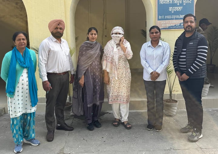 Vigilance Bureau ਨੇ FCI ਦੇ ਅਧਿਕਾਰੀ ਨੂੰ 20,000 ਰੁਪਏ ਰਿਸ਼ਵਤ ਲੈਂਦਿਆਂ ਰੰਗੇ ਹੱਥੀਂ ਕੀਤਾ ਕਾਬੂ