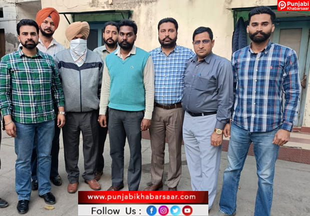 ਬਠਿੰਡਾ ਦੇ ‘ਬੰਦੇ’ ਦੀ ਸ਼ਿਕਾਇਤ ‘ਤੇ ਸਾਈਬਰ ਸੈੱਲ ਦਾ ਸਬ-ਇੰਸਪੈਕਟਰ 50,000 ਰੁਪਏ ਦੀ ਰਿਸ਼ਵਤ ਲੈਂਦਾ ਵਿਜੀਲੈਂਸ ਵੱਲੋਂ ਕਾਬੂ