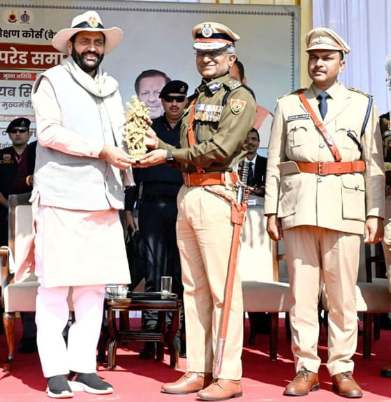 ਮੁੱਖ ਮੰਤਰੀ ਨਾਇਬ ਸਿੰਘ ਸੈਣੀ ਨੇ ਜੇਲ੍ਹ ਵਾਰਡਰਾਂ ਲਈ ਖੋਲਿਆ ਐਲਾਨਾਂ ਦਾ ਪਿਟਾਰਾ