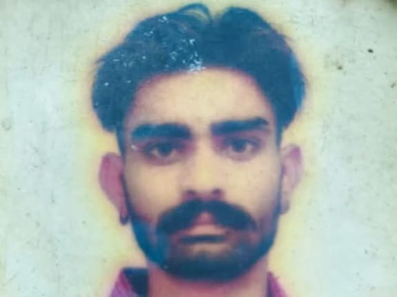 Bathinda ‘ਚ ਜਬਰ ਦੀ ਅੱਤ; ਗਰੀਬ ਦੇ ਪੁੱਤ ਨੂੰ ਗੰਨਾ ਪੁੱਟਣਾ ਮਹਿੰਗਾ ਪਿਆ,ਪਿਉ-ਪੁੱਤ ਨੇ ਖੇਤ ‘ਚ ਕੁੱਟ-ਕੁੱਟ ਕੇ ਮਾਰਿਆ