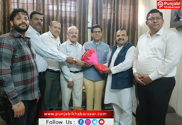 Bathinda ਪੁੱਜੇ Chandigarh ਦੇ Mayor;ਕੀਤੀ ਭਾਜਪਾ ਆਗੂ ਨਵੀਨ ਸਿੰਗਲਾ ਨਾਲ ਸ਼ਿਸ਼ਟਾਚਾਰ ਮੁਲਾਕਾਤ