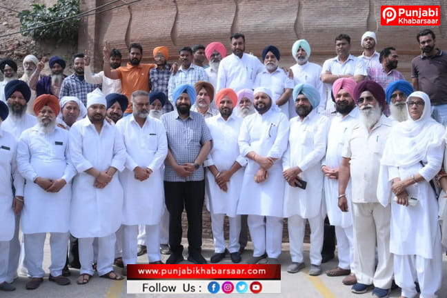 ਸ਼੍ਰੋਮਣੀ ਅਕਾਲੀ ਦਲ ਦੇ ਨਵਨਿਯੁਕਤ ਸ਼ਹਿਰੀ ਪ੍ਰਧਾਨ ਲੀਡਰਸ਼ਿਪ ਨਾਲ ਹੋਏ ਗੁਰੂਘਰ ਨਤਮਸਤਕ