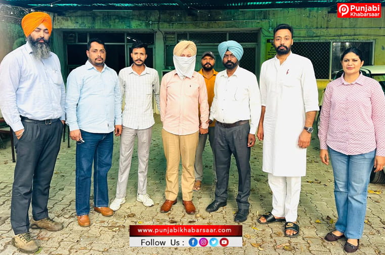 ਮਾਂ-ਧੀ ‘ਤੇ ਪਰਚਾ ਦਰਜ਼ ਕਰਨ ਦਾ ਡਰਾਵਾਂ ਦੇ ਕੇ 15,000 ਰੁਪਏ ਦੀ ਰਿਸ਼ਵਤ ਲੈਂਦੇ ASI ਨੂੰ Vigilance ਨੇ ਕੀਤਾ ਕਾਬੂ