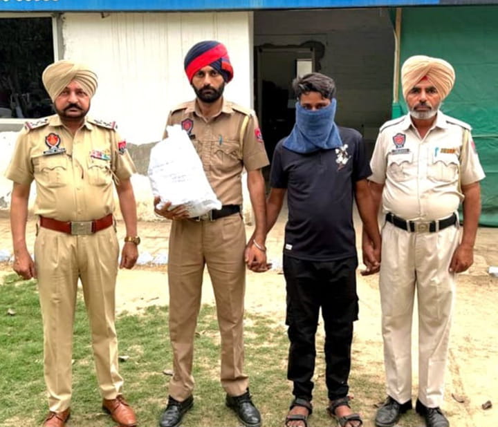 Sri Muktsar Sahib Police ਵੱਲੋਂ 02 ਕਿਲੋ 600 ਗ੍ਰਾਮ ਅਫੀਮ ਸਮੇਤ 01 ਵਿਅਕਤੀ ਕਾਬੂ