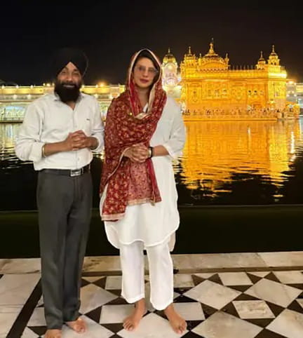 ਪ੍ਰਿਯੰਕਾ ਚੋਪੜਾ ਸ੍ਰੀ ਦਰਬਾਰ ਸਾਹਿਬ ਵਿਖੇ ਹੋਏ ਨਤਮਸਤਕ