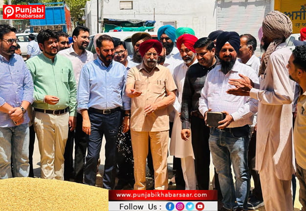 ਡਿਪਟੀ ਕਮਿਸ਼ਨਰ ਰਾਜੇਸ਼ ਧੀਮਾਨ ਤੇ ਐਮਐਲਏ ਜਗਰੂਪ ਸਿੰਘ ਗਿੱਲ ਨੇ ਕਣਕ ਦੇ ਖਰੀਦ ਪ੍ਰਬੰਧਾਂ ਦਾ ਲਿਆ ਜਾਇਜ਼ਾ