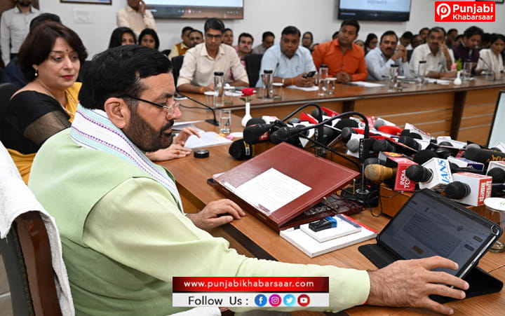 CM Nayab Singh Saini ने ऑनलाइन सेल्फ एन्यूमरेशन कर हरियाणा में की जनगणना प्रक्रिया की शुरुआत