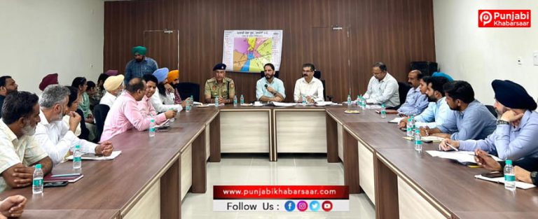 ਵਿਸਾਖੀ ਮੇਲੇ ਲਈ ਡੀ.ਸੀ. ਨੇ ਕਰਮਚਾਰੀਆਂ ਨੂੰ ਸ਼ਰਧਾ ਨਾਲ ਕੰਮ ਕਰਨ ਲਈ ਕਿਹਾ, ਸਿਰਫ਼ ਡਿਊਟੀ ਨਾ ਸਮਝੋ