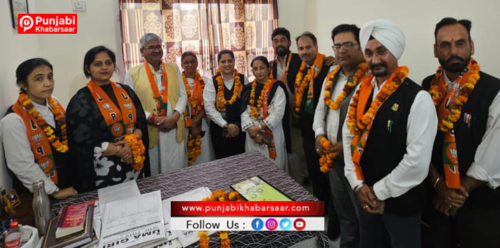 Bathinda ਦੇ ਕਈ ਵਕੀਲਾਂ ਨੇ ਫੜਿਆ BJP ਦਾ ਪੱਲਾ; ਸੰਗਠਨ ਵਿੱਚ ਦੋ ਵਕੀਲਾਂ ਨੂੰ ਸੌਂਪੀਆਂ ਨਵੀਆਂ ਜ਼ਿੰਮੇਵਾਰੀਆਂ