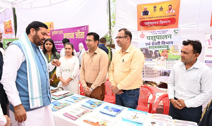 मुख्यमंत्री ने सिरसा में किया जनकल्याण शिविर का अवलोकन