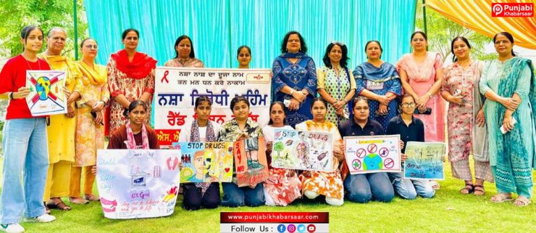 SSD Girls College Bathinda ਵੱਲੋਂ ਨਸ਼ਿਆਂ ਖ਼ਿਲਾਫ਼ ਪੋਸਟਰ ਮੇਕਿੰਗ ਮੁਕਾਬਲੇ ਕਰਵਾਏ ਗਏ