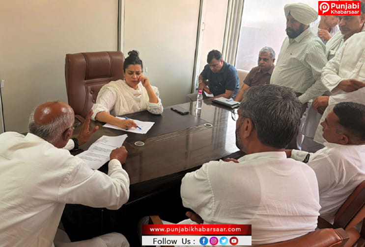हिसार के 10 गांवों के किसान प्रतिनिधिमंडल ने सिंचाई एवं जल संसाधन मंत्री श्रुति चौधरी से की भेंट, नहरी पानी सहित विभिन्न मांगें रखीं