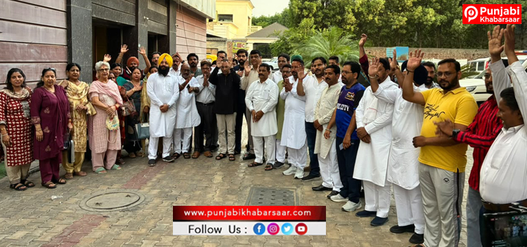 ਪੀਸੀਏ ਪ੍ਰਧਾਨ ਅਮਰਜੀਤ ਮਹਿਤਾ ਤੇ ਸਾਬਕਾ ਮੇਅਰ ਪਦਮਜੀਤ ਮਹਿਤਾ ਦੀ ਅਗਵਾਈ ਹੇਠ ਬਠਿੰਡਾ ਦੇ ਕੌਂਸਲਰਾਂ ਨੇ ਸ੍ਰੀ ਸਾਲਾਸਰ ਬਾਲਾ ਜੀ ਦਾ ਲਿਆ ਆਸ਼ੀਰਵਾਦ