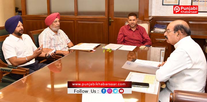 ਸਾਬਕਾ ਸੈਨਿਕਾਂ ਅਤੇ ਉਨ੍ਹਾਂ ਦੇ ਪਰਿਵਾਰਾਂ ਦੀਆਂ ਸਮੱਸਿਆਵਾਂ ਦੇ ਨਿਪਟਾਰੇ ਲਈ ਵਿਸ਼ੇਸ਼ ਕੈਂਪ ਲਗਾਏ ਜਾਣਗੇ : ਮੋਹਿੰਦਰ ਭਗਤ
