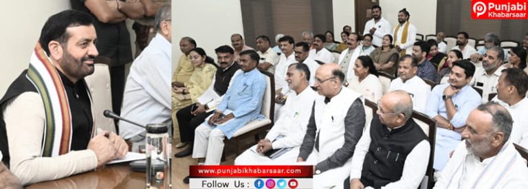 मुख्यमंत्री नायब सिंह सैनी से विभिन्न बोर्डों एवं निगमों के चेयरमैन व वाइस चेयरमैन ने की शिष्टाचार भेंट