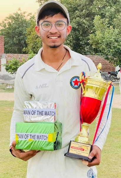 DAV College Bathinda ਦੇ ਸਾਬਕਾ ਵਿਦਿਆਰਥੀ ਸਹਿਜ ਧਵਨ ਨੂੰ ਪੰਜਾਬ ਕ੍ਰਿਕਟ ਐਸੋਸੀਏਸ਼ਨ ਵਲੋਂ ਕੀਤਾ ਗਿਆ ਸਨਮਾਨਿਤ