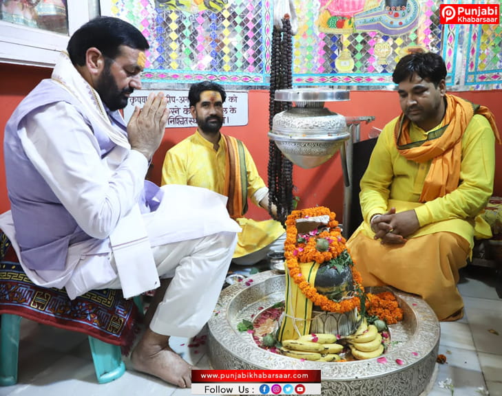 सावन के प्रथम सोमवार पर मुख्यमंत्री ने सकेतड़ी स्थित महादेव मंदिर में की पूजा-अर्चना