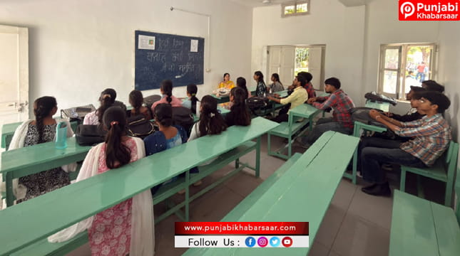 DAV College Bathinda ਵਿਖੇ ਹਿੰਦੀ ਦਿਨ ‘ਇੱਕ ਹਫ਼ਤੇ ਦੇ ਰੂਪ ਵਿੱਚ’ ਦਾ ਚੌਥਾ ਦਿਨ ਮੁਨਸ਼ੀ ਪ੍ਰੇਮਚੰਦ ਜੀ ਨੂੰ ਸਮਰਪਿਤ