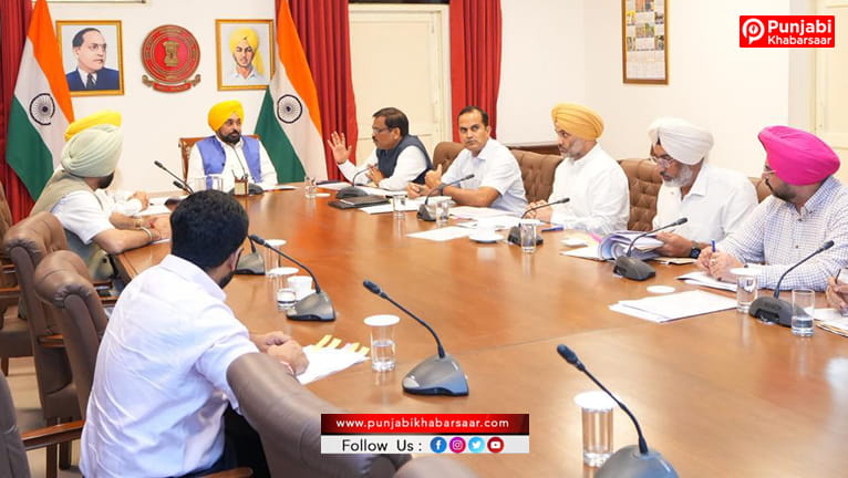 CM Bhagwant Singh Mann ਵੱਲੋਂ ਪਰਾਲੀ ਸਾੜਨ ਨੂੰ ਰੋਕਣ ਲਈ ਵਿਆਪਕ ਜਾਗਰੂਕਤਾ ਮੁਹਿੰਮ ਚਲਾਉਣ ਦਾ ਸੱਦਾ