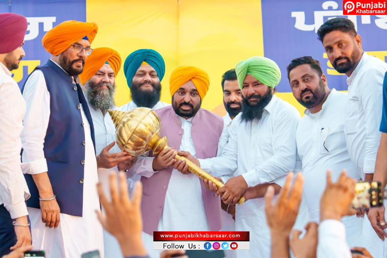 ਜੇ ਵਿਰੋਧੀ ਪਾਰਟੀਆਂ ਗਲਤੀ ਨਾਲ ਸੱਤਾ ਵਿੱਚ ਆਉਂਦੀਆਂ ਹਨ ਤਾਂ ਉਹ ਮੁਫ਼ਤ ਬਿਜਲੀ, ਔਰਤਾਂ ਲਈ ਮੁਫ਼ਤ ਬੱਸ ਸਫ਼ਰ ਅਤੇ ਹਜ਼ਾਰ ਰੁਪਏ ਦੀ ਸਨਮਾਨ ਰਾਸ਼ੀ ਬੰਦ ਕਰ ਦੇਣਗੀਆਂ: ਮੁੱਖ ਮੰਤਰੀ ਭਗਵੰਤ ਸਿੰਘ ਮਾਨ