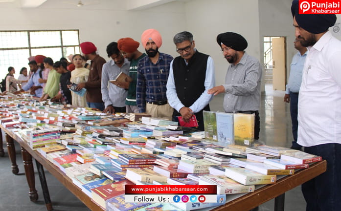 MRSPTU ਦੀ ਕੇਂਦਰੀ ਲਾਇਬ੍ਰੇਰੀ ਵੱਲੋਂ ਪੁਸਤਕ ਪ੍ਰਦਰਸ਼ਨੀ ਦਾ ਆਯੋਜਨ….