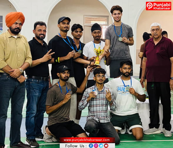 DAV College Bathinda ਨੇ ਪੰਜਾਬੀ ਯੂਨੀਵਰਸਿਟੀ ਅੰਤਰ-ਕਾਲਜ ਬੈਡਮਿੰਟਨ ਟੂਰਨਾਮੈਂਟ ਵਿੱਚ ਦੂਜਾ ਸਥਾਨ ਹਾਸਿਲ ਕੀਤਾ